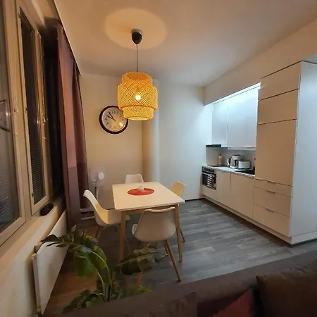 Away Center Apartamento *